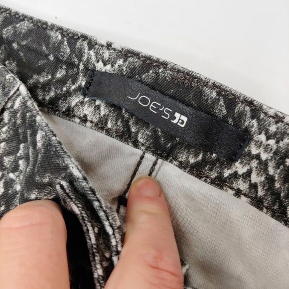 Joe's Jeans Snake Print Skinny Ankle Jeans, 28 - Picture 9 of 9